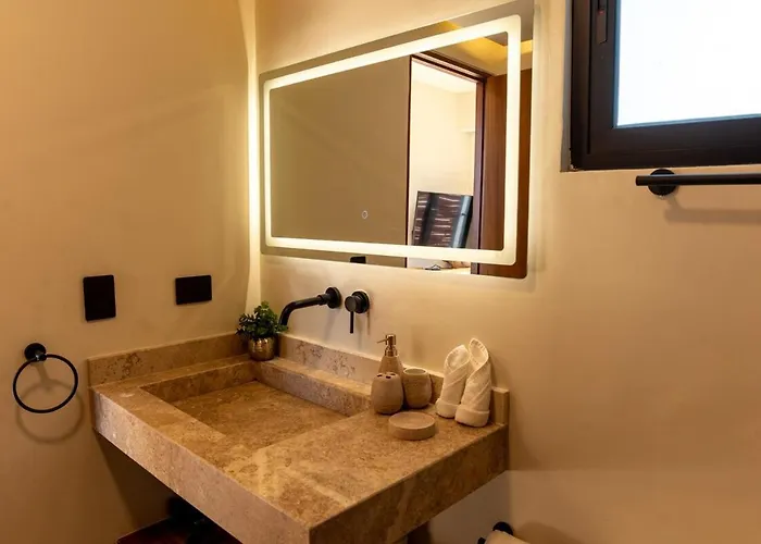 Ph 3br Jacuzzi Club Pass